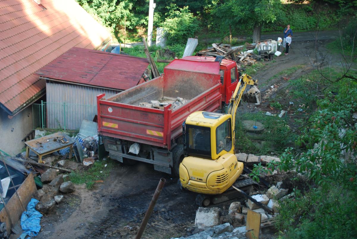 2012/08garaz/1/DSC_0066.JPG