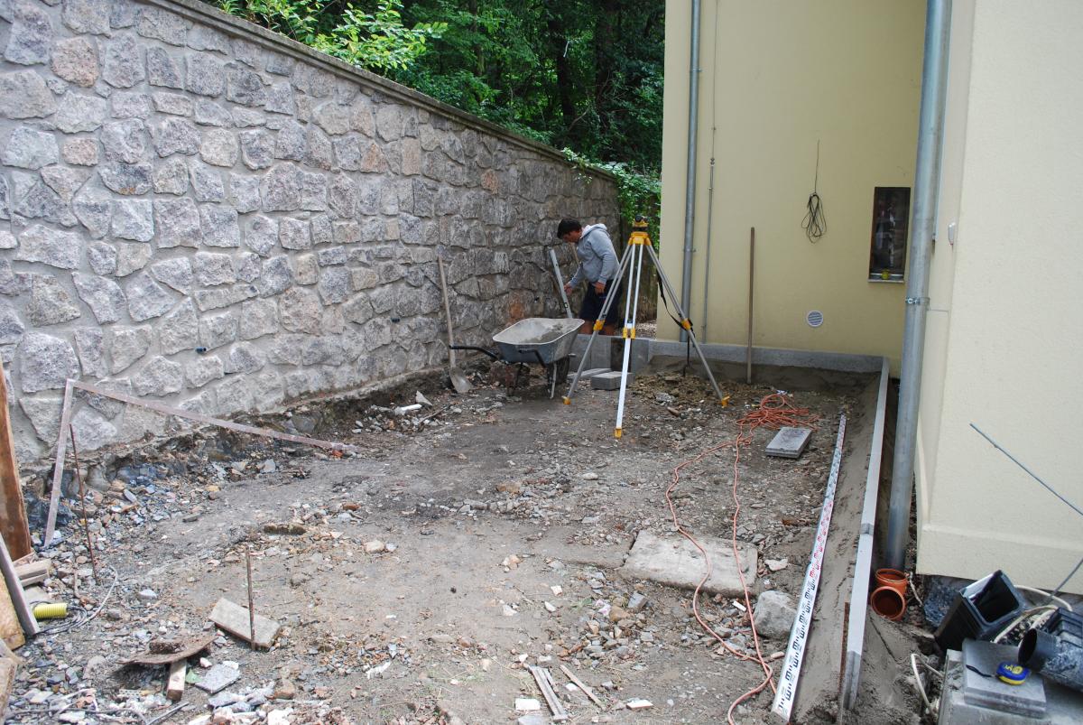 2012/08garaz/1/DSC_0069.JPG