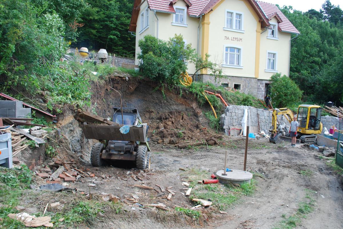 2012/08garaz/1/DSC_0094.JPG