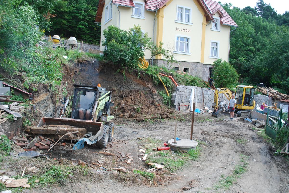 2012/08garaz/1/DSC_0095.JPG