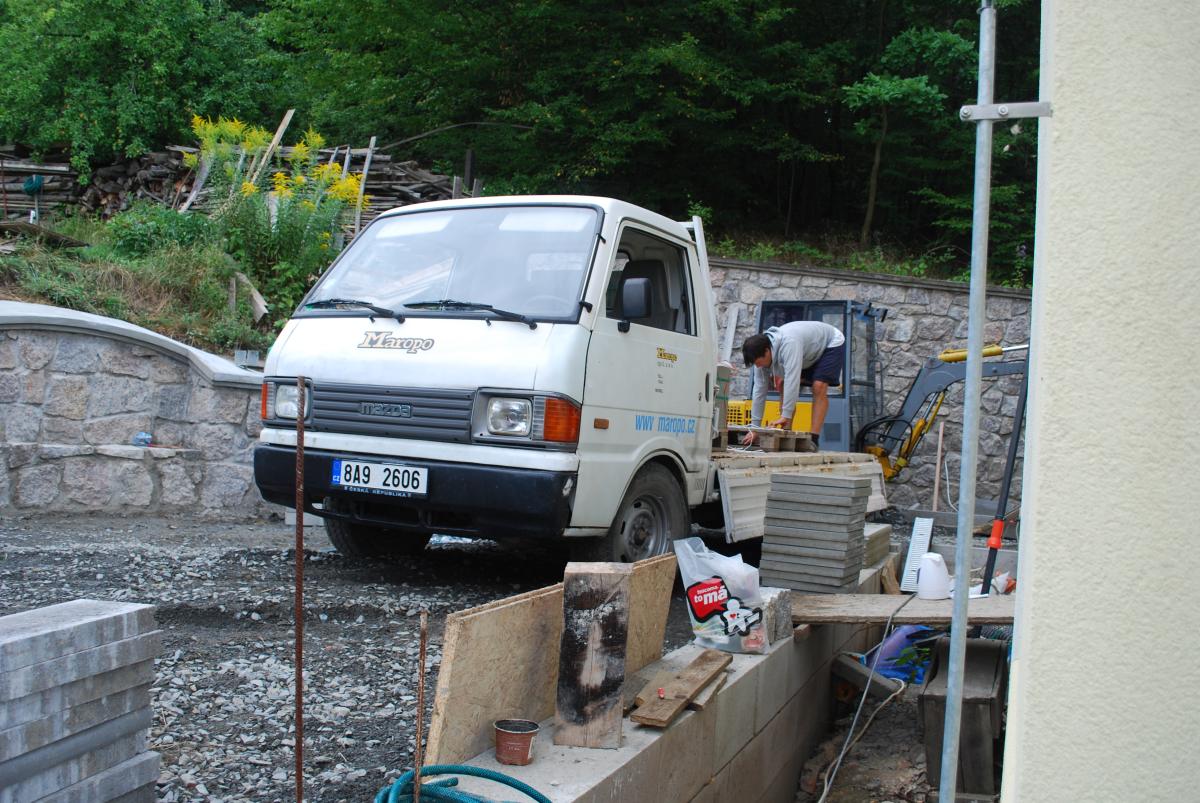 2012/08garaz/1/DSC_0142.JPG