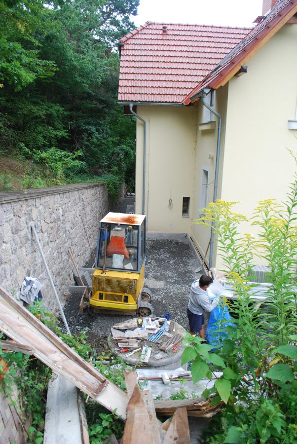 2012/08garaz/1/DSC_0147.JPG