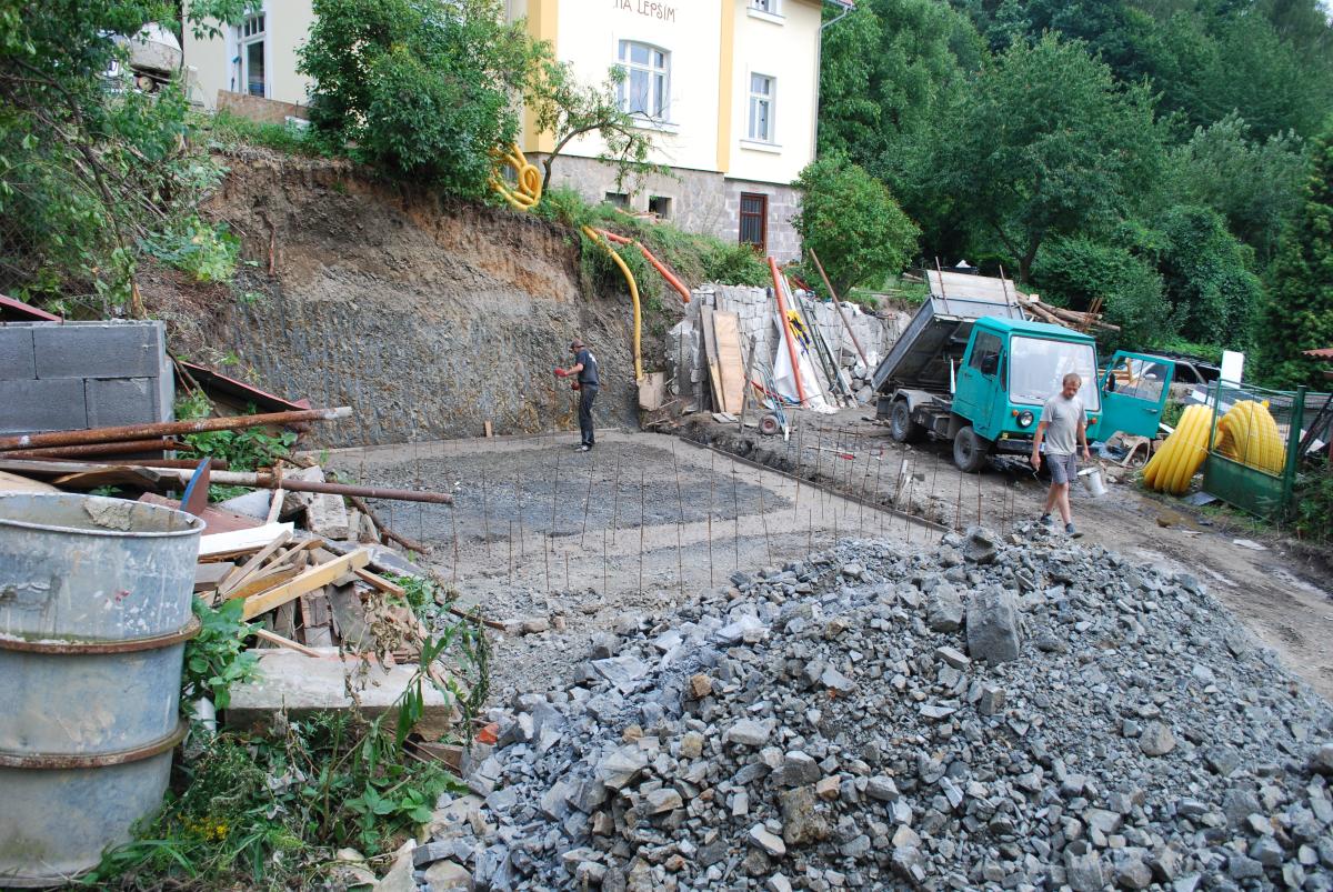 2012/08garaz/1/DSC_0170.JPG